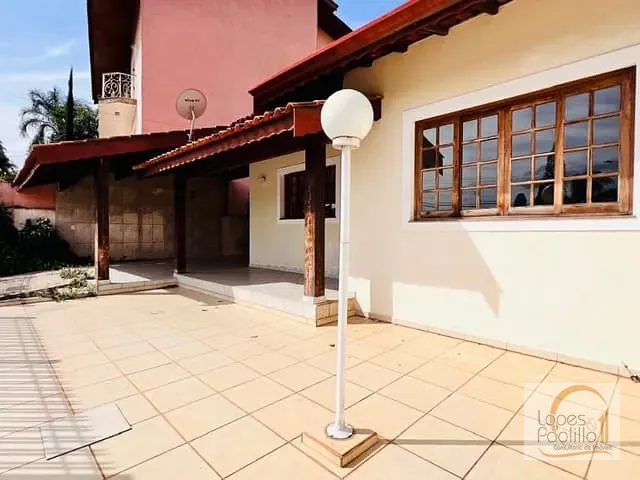 Casa com 360m² 3 quartos e 1 banheiro, à venda, no bairro Jardim Sumare em Atibaia