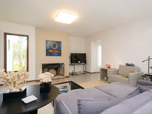 Casa com 555m² 2 quartos e 2 banheiros, à venda, no bairro São Gonçalo em Pelotas