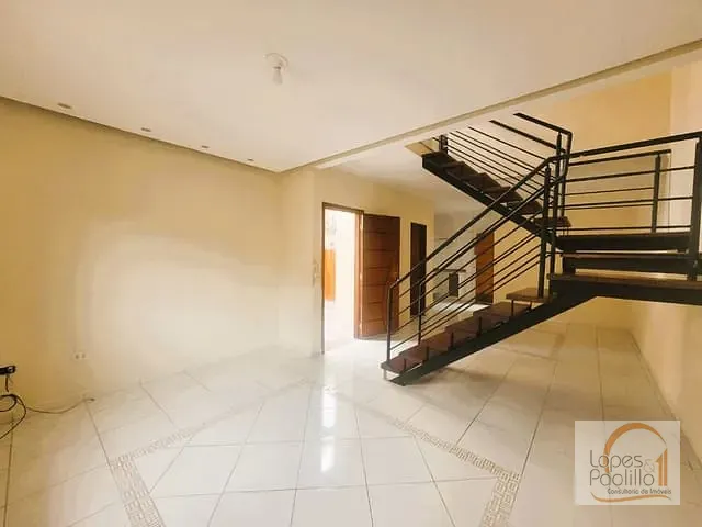Casa com 146m² 2 quartos e 1 banheiro, à venda, no bairro Jardim Estância Brasil em Atibaia