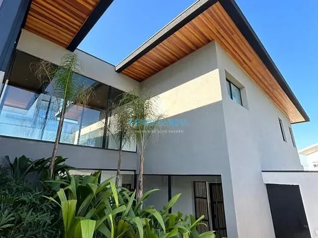 Casa com 991m² 4 quartos e 4 banheiros, à venda, no bairro Urbanova em São José dos Campos