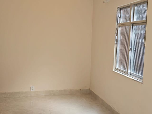 Casa 3 quartos e 2 banheiros, para alugar, no bairro Morin em Petrópolis