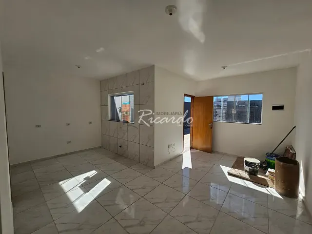 Casa com 125m² 2 quartos e 1 banheiro, para alugar, no bairro Residencial Cidade Jardim em Arapongas