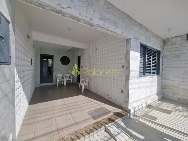 Casa com 137m² 4 quartos e 2 banheiros, à venda, no bairro Pedregulho em Guaratinguetá