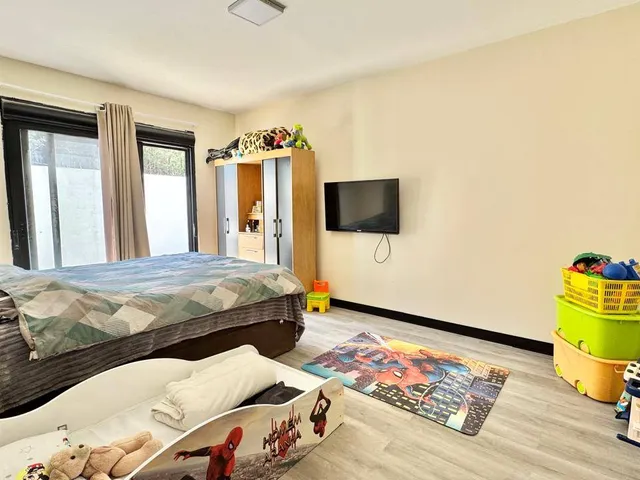 Casa 2 quartos e 2 banheiros, à venda, no bairro Laranjal em Pelotas