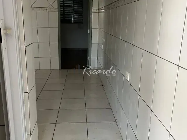 Casa com 150m² 2 quartos e 1 banheiro, à venda, no bairro Jardim Santo Antônio em Arapongas