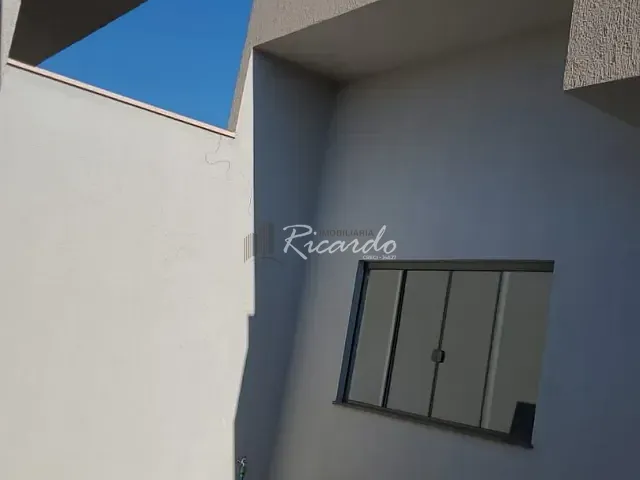 Casa com 138m² 2 quartos e 1 banheiro, à venda, no bairro Jardim Paraná em Arapongas