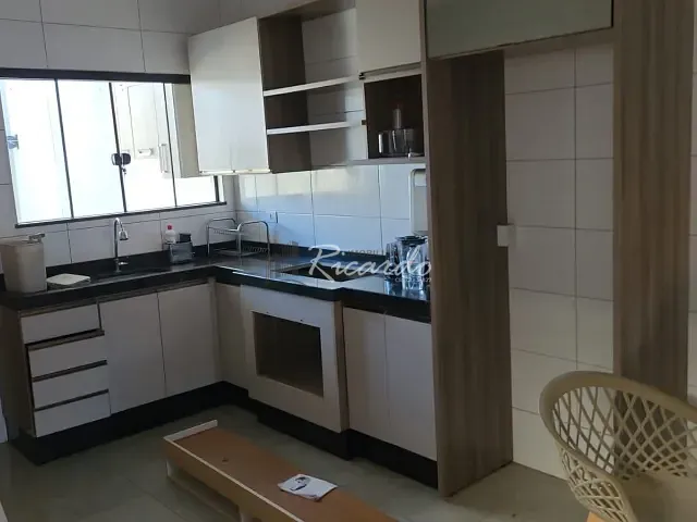 Casa com 138m² 2 quartos e 1 banheiro, à venda, no bairro Jardim Paraná em Arapongas