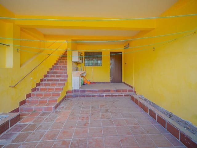 Casa com 150m² 3 quartos e 3 banheiros, à venda, no bairro km 18 em Osasco