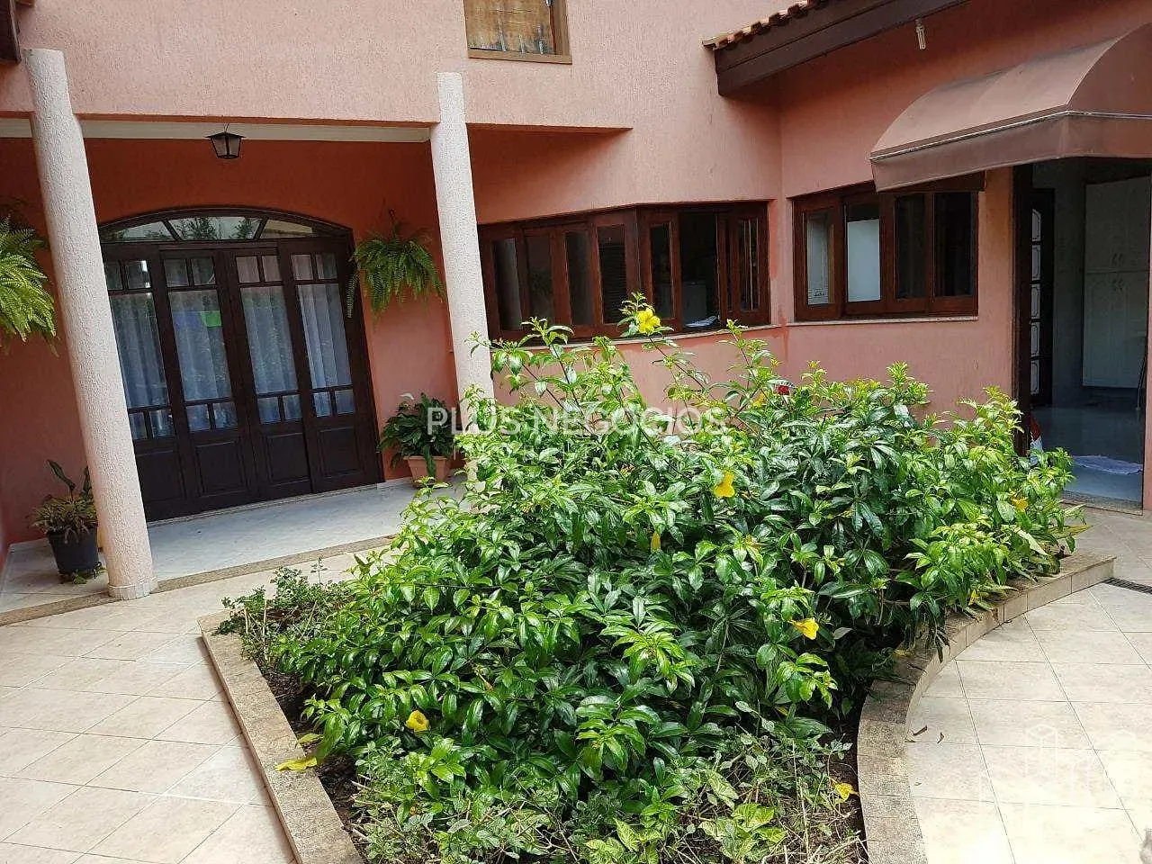 Casa, 4 quartos, 380 m² - Foto 2