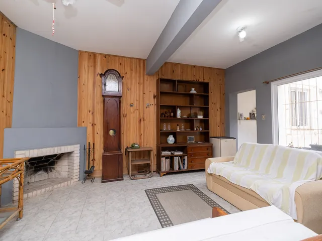 Casa com 130m² 3 quartos e 4 banheiros, à venda, no bairro Centro em Pelotas