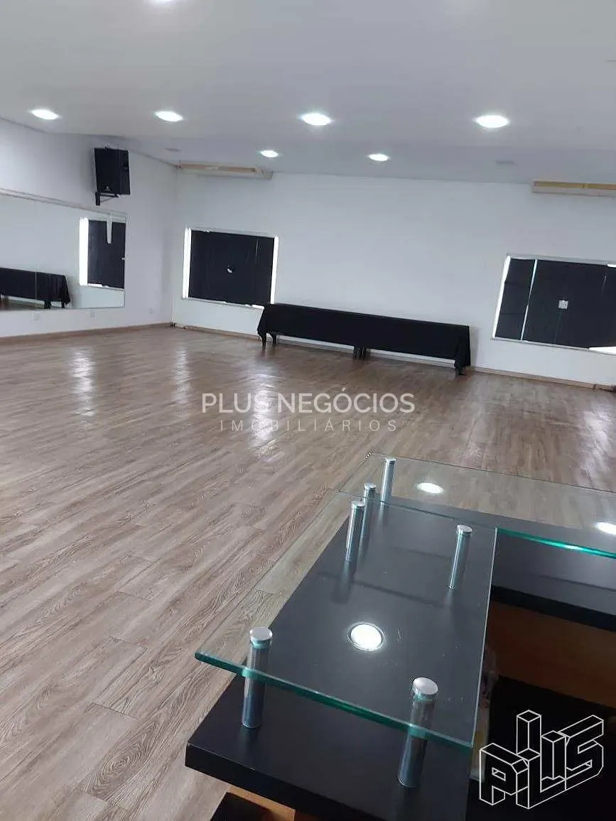 Casa, 1 quarto, 470 m² - Foto 8