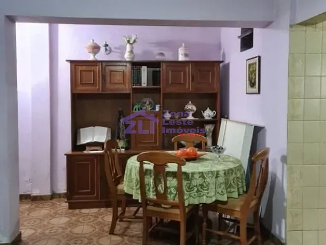 Casa com 195m² 5 quartos e 3 banheiros, à venda, no bairro Vila Margarida em São Paulo