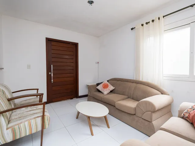 Casa com 200m² 3 quartos e 3 banheiros, à venda, no bairro Três Vendas em Pelotas