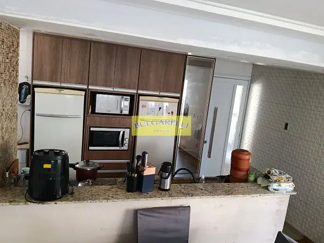 Casa com 250m² 2 quartos e 3 banheiros, à venda, no bairro Vila Maringá em Jundiaí