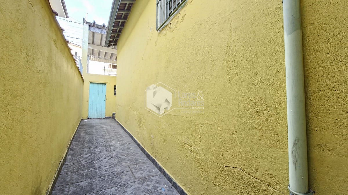 Casa à venda com 4 quartos, 168m² - Foto 57