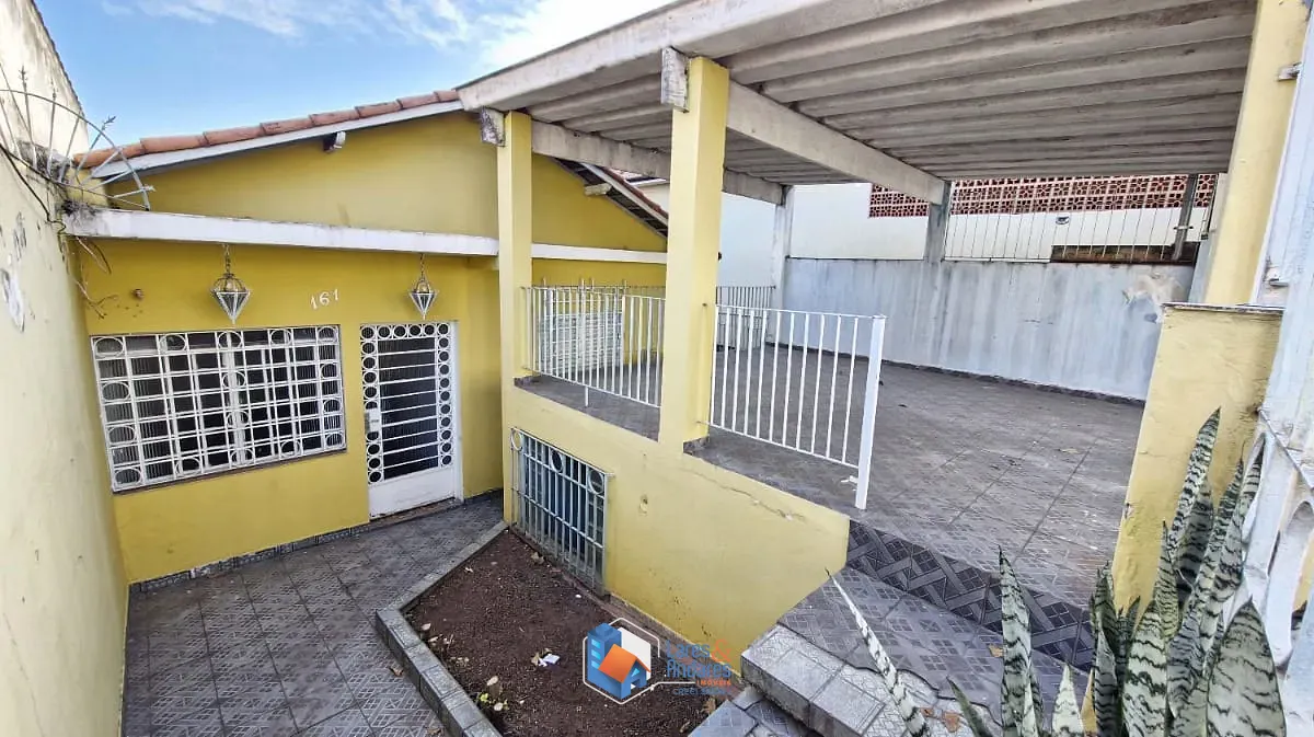Casa, 4 quartos, 168 m² - Foto 1