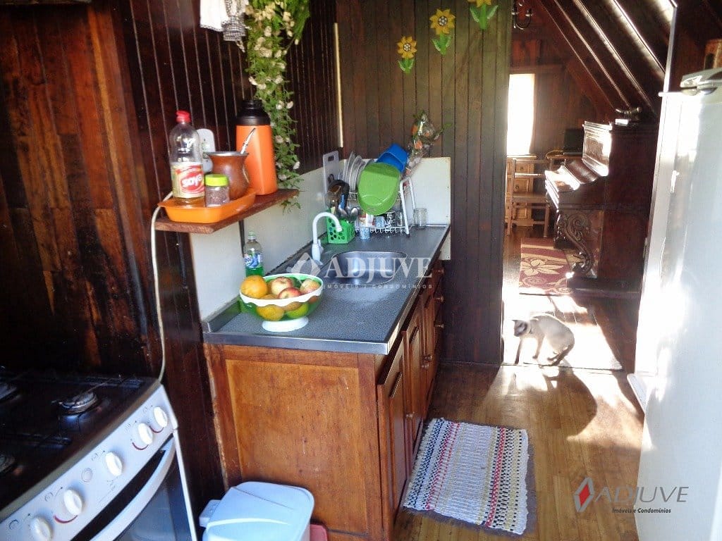 Casa à venda com 4 quartos, 250m² - Foto 17