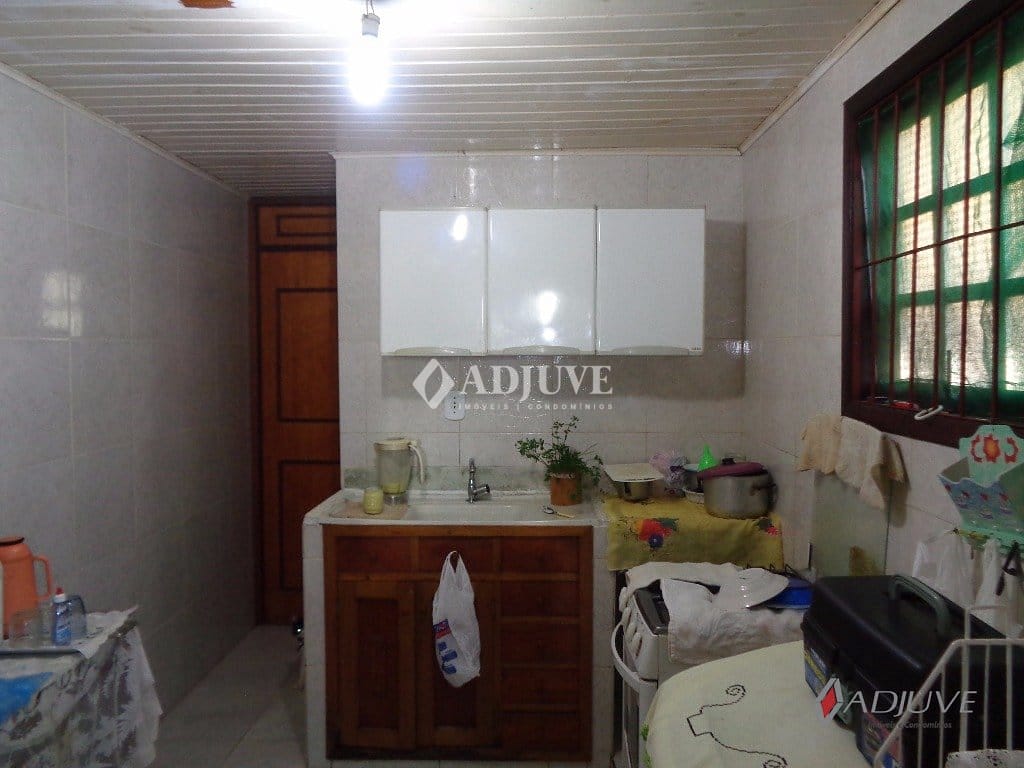 Casa à venda com 4 quartos, 250m² - Foto 10