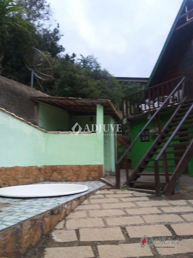 Casa à venda com 4 quartos, 250m² - Foto 5