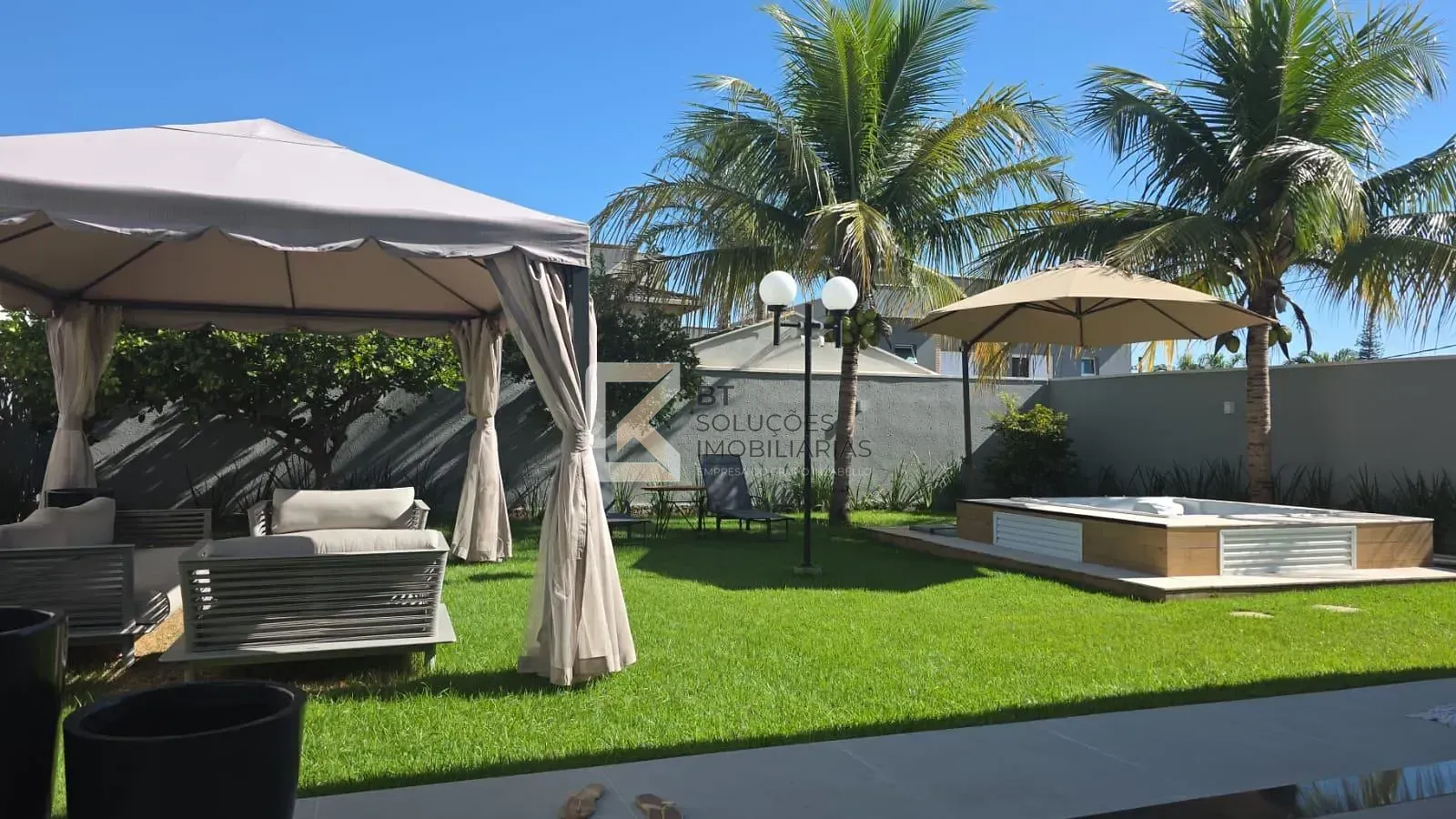 Casa, 3 quartos, 260 m² - Foto 1