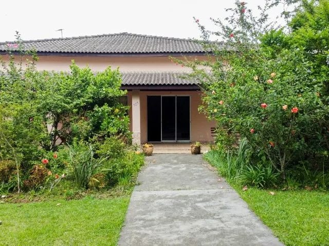 Casa com 260m² 3 quartos e 3 banheiros, à venda, no bairro Jardim Passargada I em Cotia