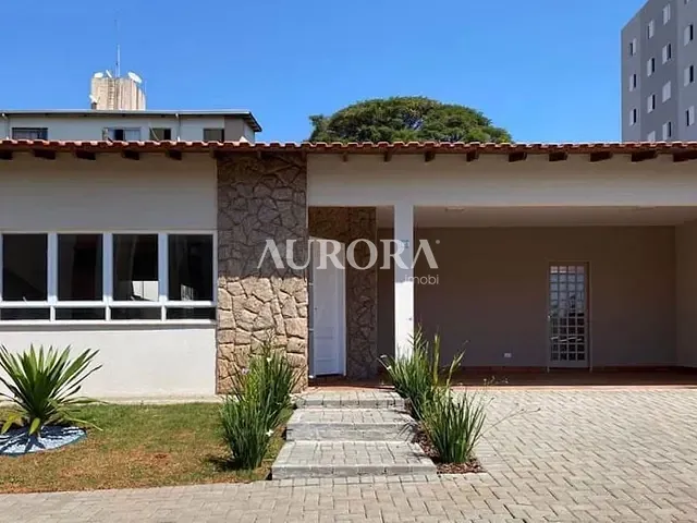 Casa com 360m² 3 quartos e 2 banheiros, à venda, no bairro Sabará em Londrina
