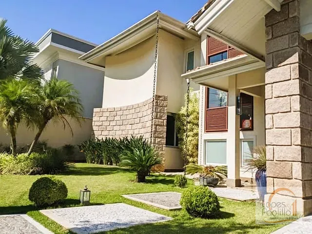 Casa com 600m² 4 quartos e 5 banheiros, à venda, no bairro Condominio Alto da Floresta em Atibaia