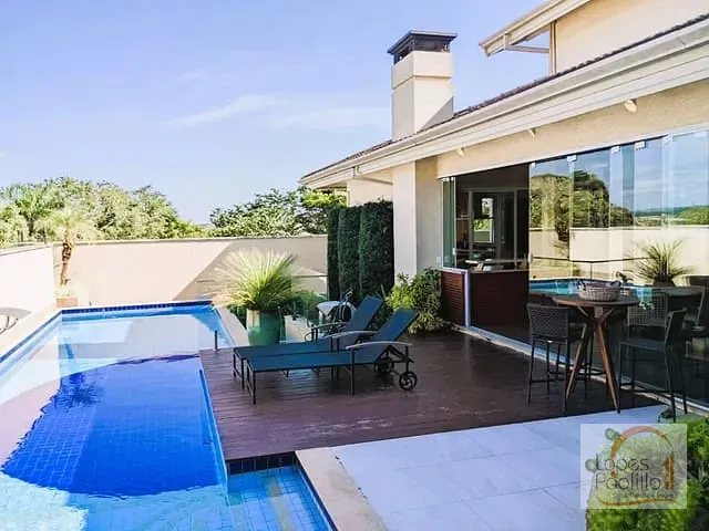 Casa com 600m² 4 quartos e 5 banheiros, à venda, no bairro Condominio Alto da Floresta em Atibaia