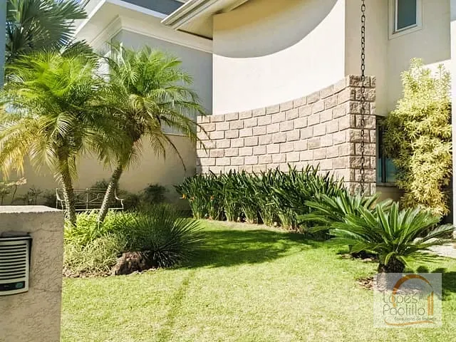 Casa com 600m² 4 quartos e 5 banheiros, à venda, no bairro Condominio Alto da Floresta em Atibaia