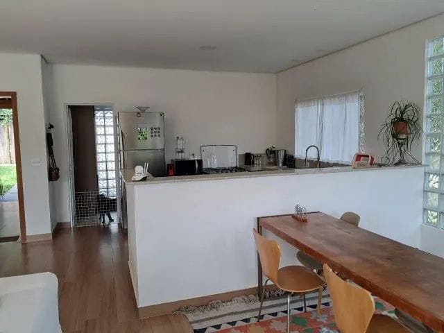 Casa com 200m² 2 quartos e 2 banheiros, à venda, no bairro Granja Caiapia em Cotia