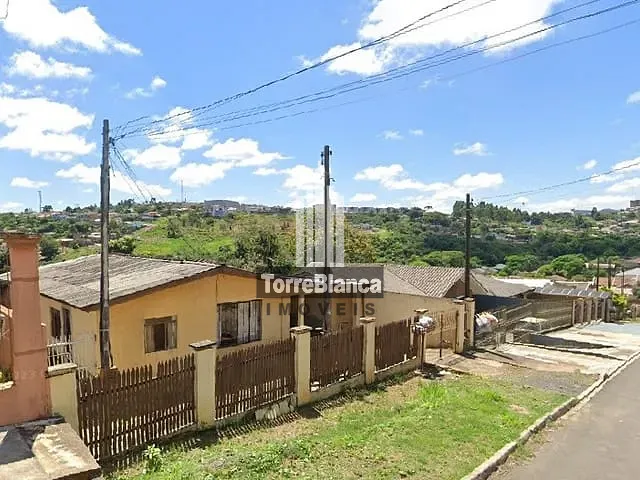 Casa com 462m² 3 quartos e 2 banheiros, à venda, no bairro Contorno em Ponta Grossa