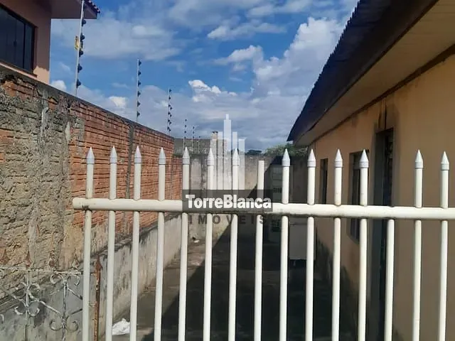 Casa com 462m² 3 quartos e 2 banheiros, à venda, no bairro Contorno em Ponta Grossa
