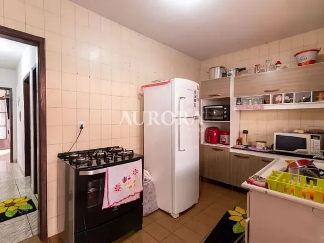 Casa com 347m² 3 quartos e 1 banheiro, à venda, no bairro Jardim dos Alpes I em Londrina