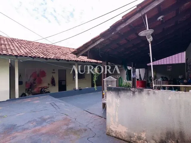 Casa com 347m² 3 quartos e 1 banheiro, à venda, no bairro Jardim dos Alpes I em Londrina