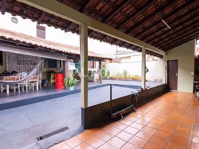 Casa com 347m² 3 quartos e 1 banheiro, à venda, no bairro Jardim dos Alpes I em Londrina