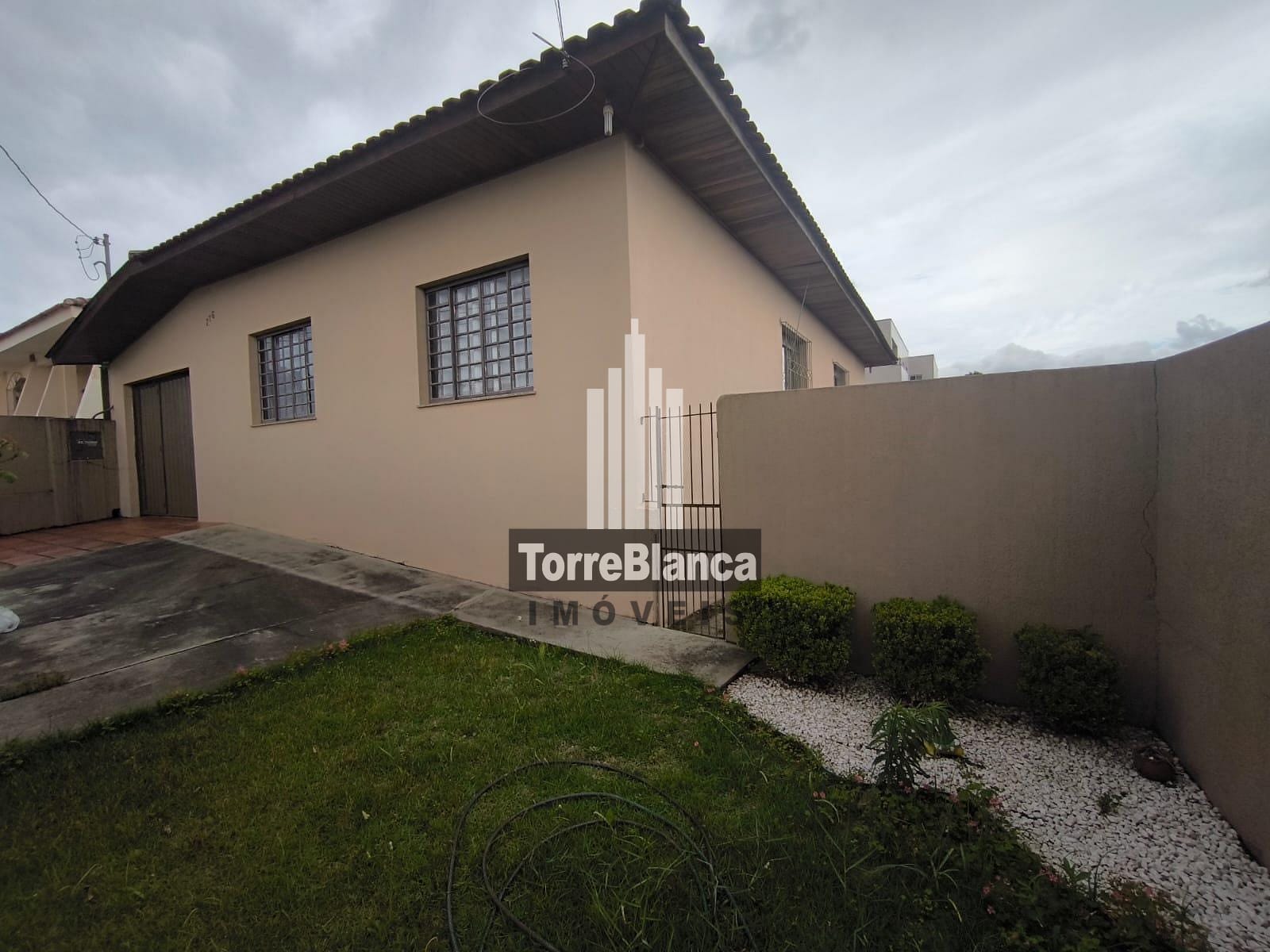 Casa à venda com 3 quartos, 120m² - Foto 1