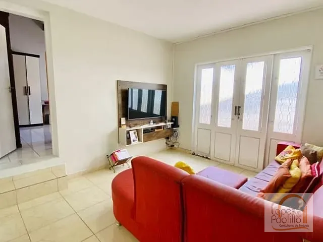 Casa com 165m² 2 quartos e 2 banheiros, à venda, no bairro Alvinópolis em Atibaia