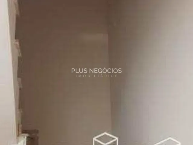 Casa com 380m² 4 quartos e 2 banheiros, à venda, no bairro Wanel Ville em Sorocaba