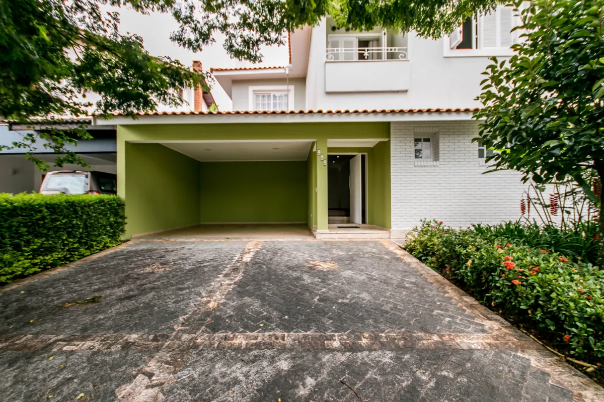 Casa no condomínio Alphaville Residencial 12 para venda com 4 quartos, sendo 4 suítes, 382m²