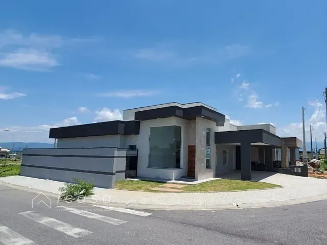 Casa com 258m² 3 quartos e 3 banheiros, à venda, no bairro Vila Nossa Senhora Auxiliadora em Tremembé