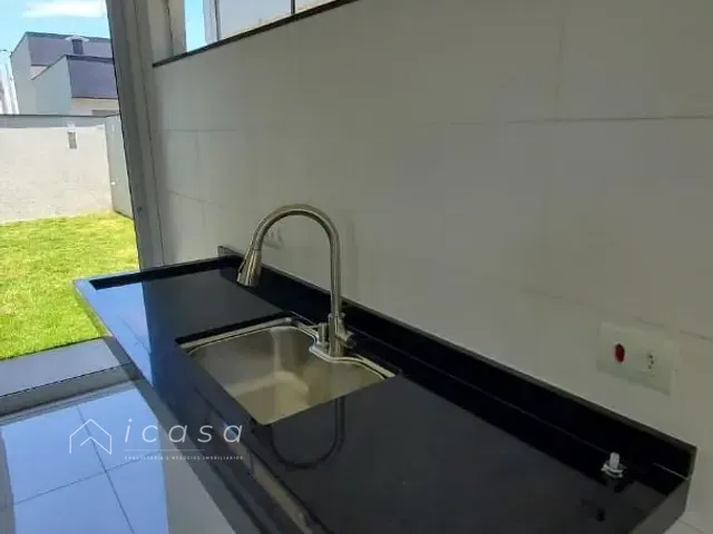 Casa com 258m² 3 quartos e 3 banheiros, à venda, no bairro Vila Nossa Senhora Auxiliadora em Tremembé
