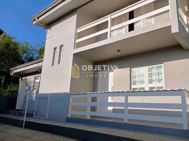 Casa com 300m² 5 quartos e 3 banheiros, à venda, no bairro Ouro Branco em Novo Hamburgo