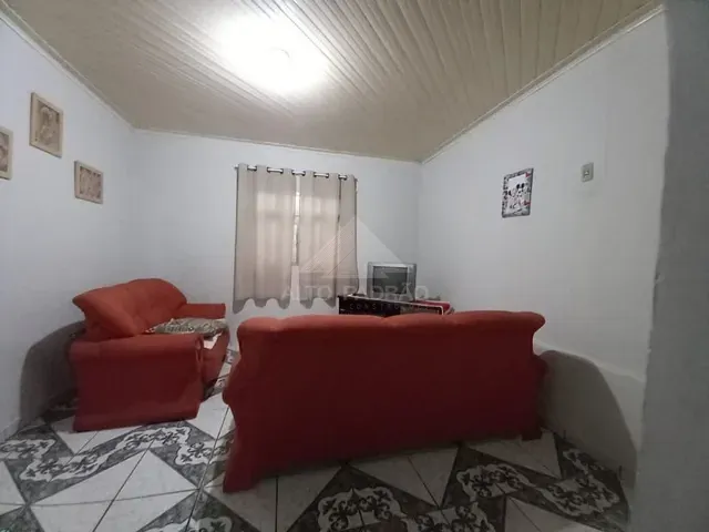Casa com 200m² 4 quartos e 1 banheiro, à venda, no bairro Vila Bocaina em Mauá