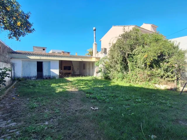 Casa com 603m² 2 quartos e 2 banheiros, à venda, no bairro Areal em Pelotas