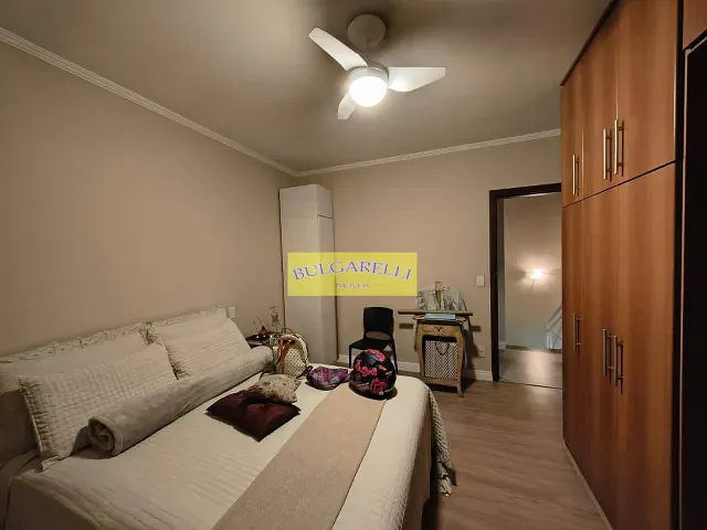 Sobrado 3 quartos e 2 banheiros, à venda, no bairro Jardim Bizarro em Jundiaí