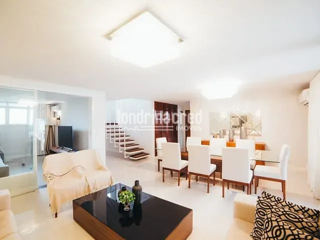 Casa com 500m² 4 quartos e 3 banheiros, à venda, no bairro Lago Parque em Londrina