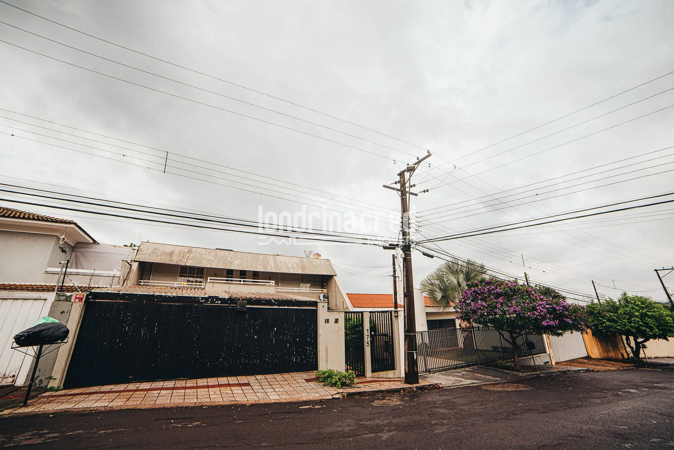 Casa, 4 quartos, 10 m² - Foto 1