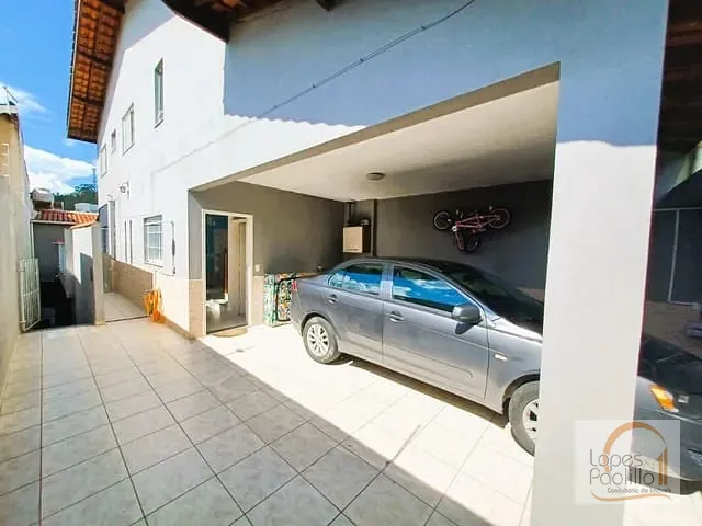 Casa com 150m² 2 quartos e 2 banheiros, à venda, no bairro Jardim do Trevo em Atibaia