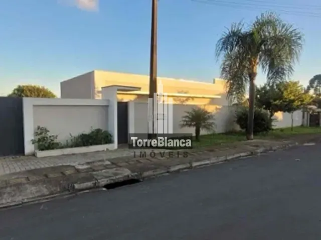 Casa com 192m² 1 quarto e 1 banheiro, à venda, no bairro Contorno em Ponta Grossa