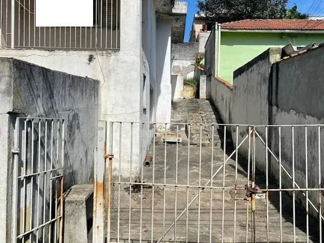 Casa com 250m², à venda, no bairro Parque São Vicente em Mauá